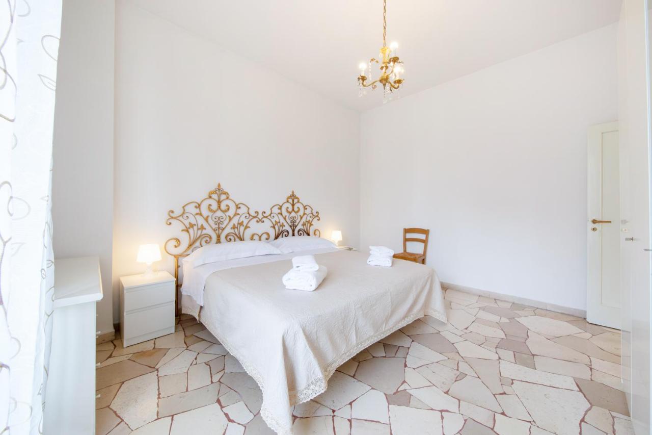Il Salotto Blu - Appartamento Con Parcheggio Florence Extérieur photo
