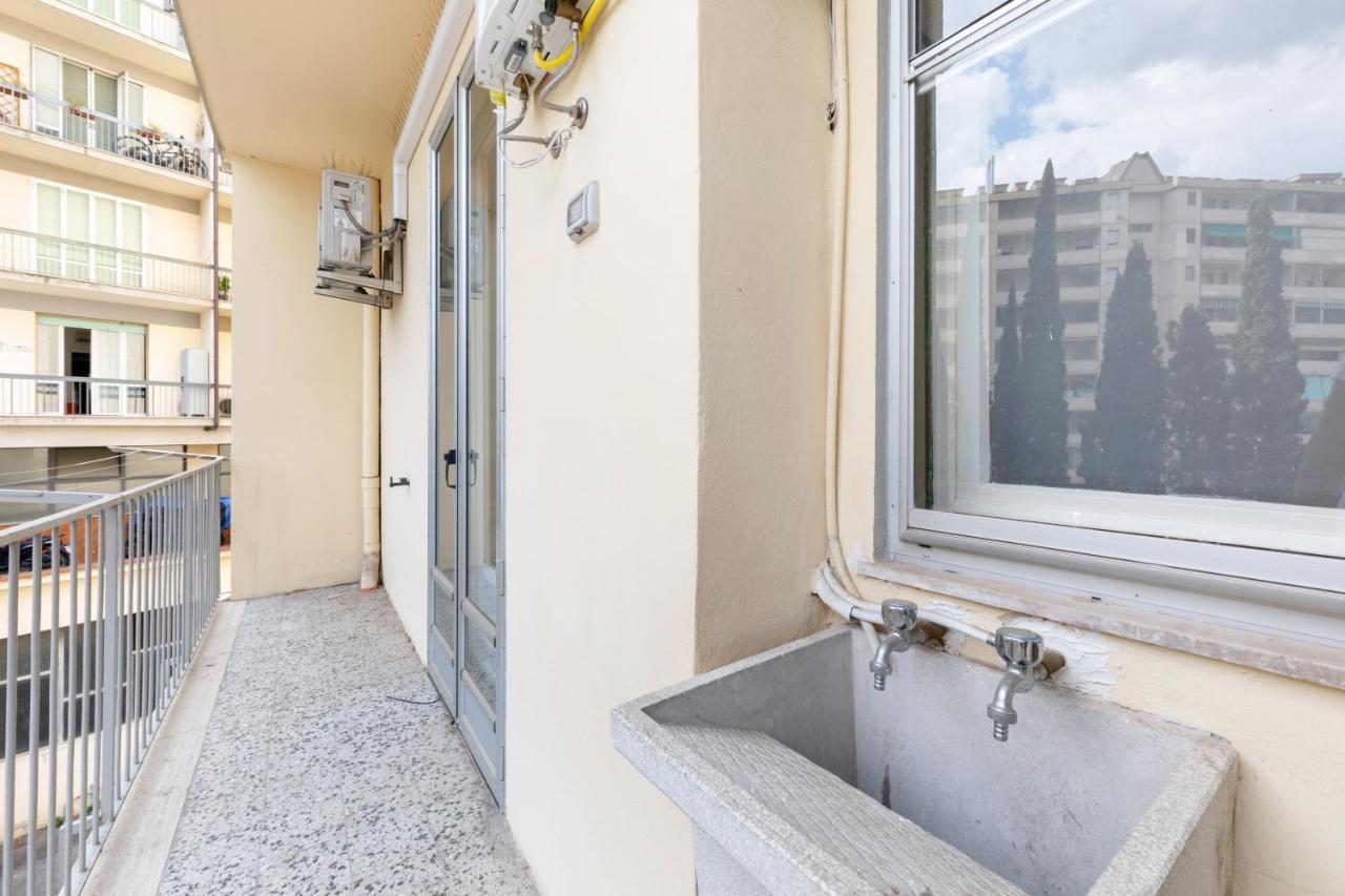 Il Salotto Blu - Appartamento Con Parcheggio Florence Extérieur photo