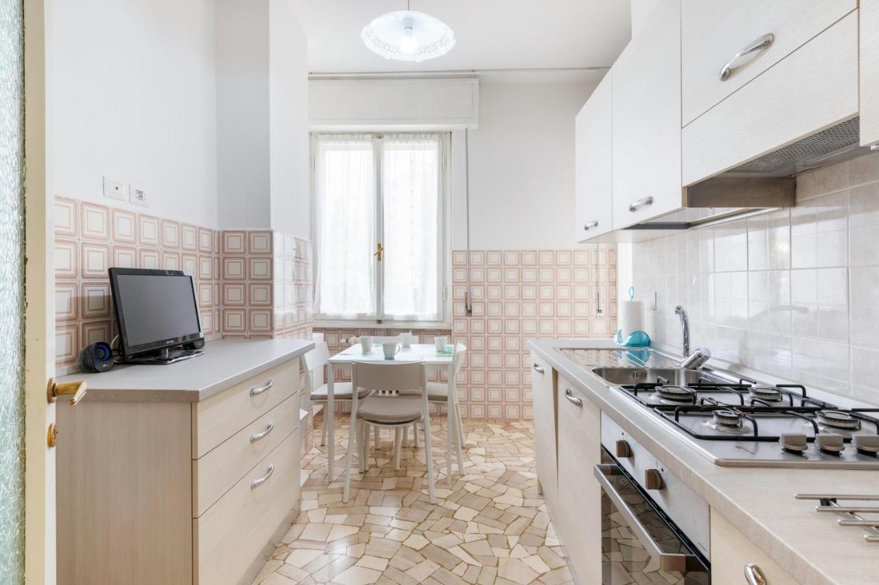 Il Salotto Blu - Appartamento Con Parcheggio Florence Extérieur photo